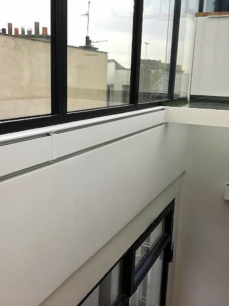 Installation d’un chauffage mural encastrable par plinthes